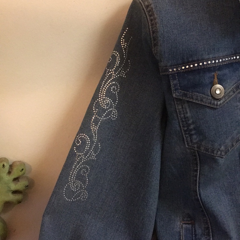 Perfect amount of bling jean jacket by St. Clair M